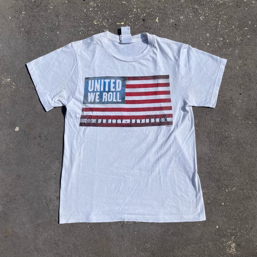 Rare Harley Davison “United We Roll” Motorcycle tee